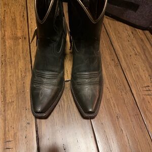 Ariat Women's dark green Leather Ankle Boots